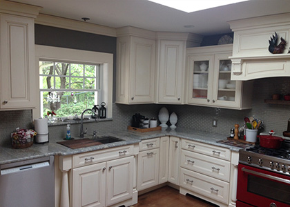 Traditional White Kitchen Design - Pearl River, NY
